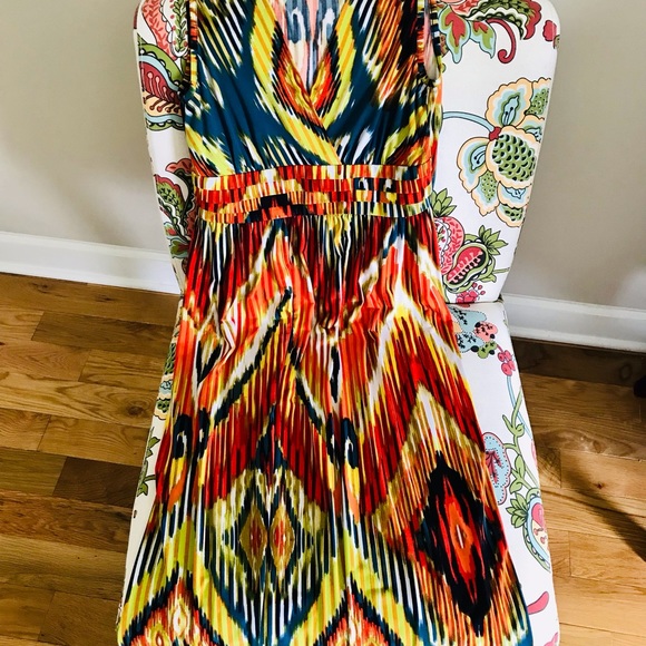 Gently Worn I.N. Studio V-Neck Sleeveless Maxi Dress Multi-Color Size 6 - Picture 7 of 9